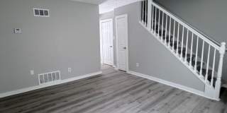 Newly Renovated 2-Bedroom Townhouse in a Prime Location! Gallery 8