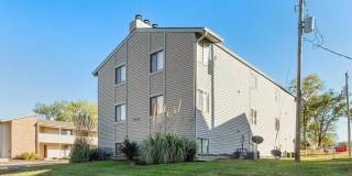 Hillsdale Apartments Gallery 11