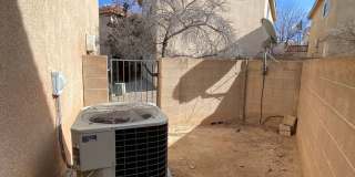 3 bed 2.5 bath 3 bed 2.5 bath Gallery 52