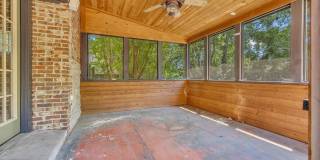 Beautifully maintained and move-in ready 4BR home with a basement Gallery 12
