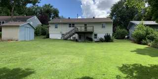 2212 Cedar Acres Drive Gallery 21