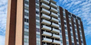 715 S Upper Broadway Street unit: 304 Gallery 1