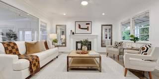 852 11th St Gallery 32