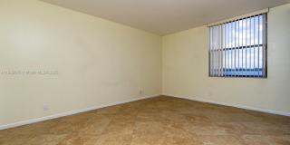 109 Lake Emerald Dr Gallery 39