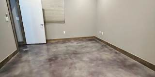 Gorgeous Condo minutes from The Pearl Gallery 12