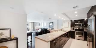 1147 Hillsboro Mile Gallery 10