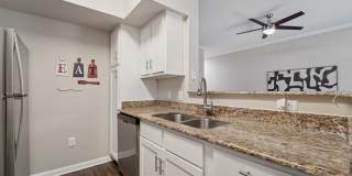 The Milano Gallery 14