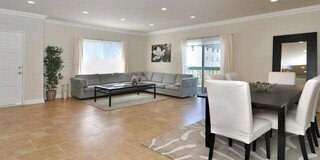 5354 Lindley Avenue Gallery 3