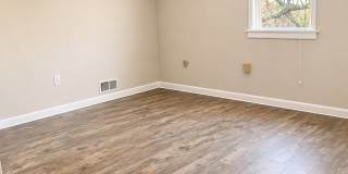 168 Oneida Street Gallery 11