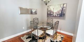 Parker Townhome: Luxurious Furnished Townhome, Attached 2 Car Garage, $300 Utility Fee Parker Townhome: Luxurious Furnished Townhome, Attached 2 Car Garage, $300 Utility Fee Gallery 7