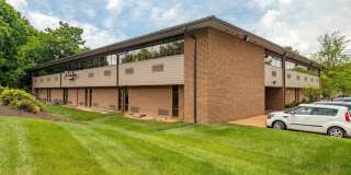 5641 BURKE CENTRE Gallery 1