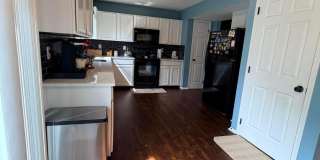 5205 Wabash River Street Gallery 15