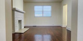 Updated 4BR house with garage! Gallery 10