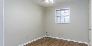 101 S Wakefield Drive Gallery 24