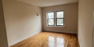 2950 N Seminary Gallery 7