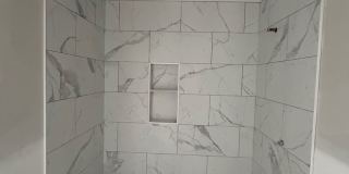 1111 Tree Street Gallery 23