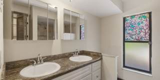 3632 N Honeylocust Drive Gallery 14