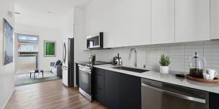 Evani 3223 Wilshire Gallery 32