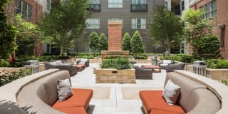 Windsor at West University Gallery 20