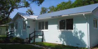 Fully Remodeled 1/2 Duplex in Quiet Neighborhood – Walk to River & Park! Gallery 1