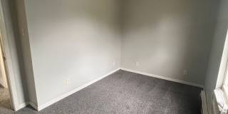 Preleasing for August 2026! 2 Bedrooms Home located in Downtown Muncie! Gallery 11