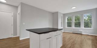 2456 North Hamlin Avenue Gallery 4