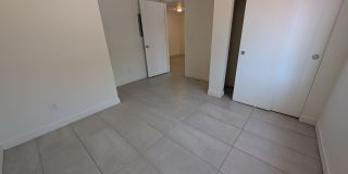 1631 E Yale Street unit: Apt 5 Gallery 5