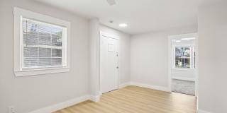 Chateau Gallery 25
