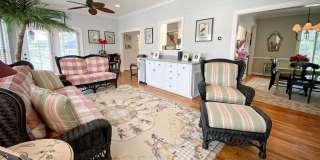 Beautifully FURNISHED Off Season 3bd/2.5 BA Single Family Home Gallery 12