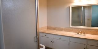 522 East Collins Gallery 54