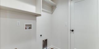 Beautiful Four Bedroom, Two Bathroom Falcon Falls Gallery 24
