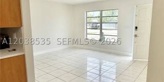 11952 SW 37th Ter Gallery 3