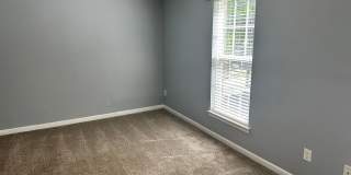 Amazing Three Bedroom Townhome in Southend! Gallery 15