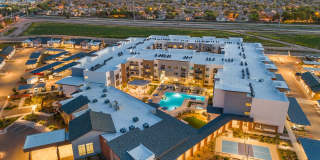 Album Cooley Station 55+ Active Adult Apartment Homes Gallery 1