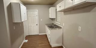 3 bedroom 1.5 bathroom Gallery 5