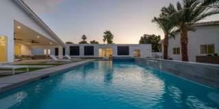 Meticulously renovated single-story contemporary estate Gallery 19