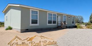 Newer 4 bedroom on Large Property Gallery 1
