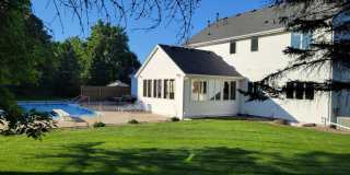 Executive-Level Rental Offering in SW Woodbury — Space, Privacy & High-End Finishes Gallery 25