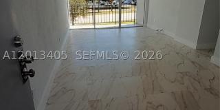 310 Fontainebleau Blvd Gallery 21