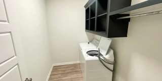Beautiful 3/2 + office home for rent next to Brandon High School! Gallery 16