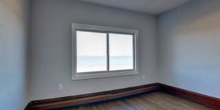 192 Davis Street Gallery 5