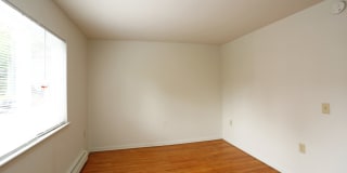 Willowcrest Apartments Gallery 14