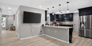 Spacious 4BR Condo in Newport News Spacious 4BR Condo in Newport News Gallery 8