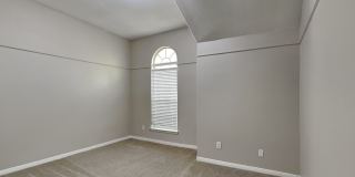 352 Meadow Gallery 11