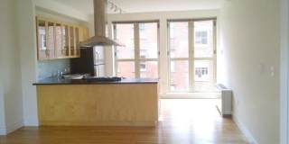 246 Front Street Gallery 1