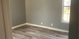 913 Azalea Drive Gallery 6