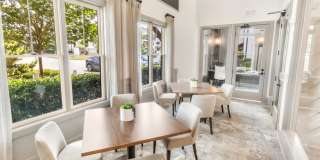 The Dylan at Grayson Gallery 11