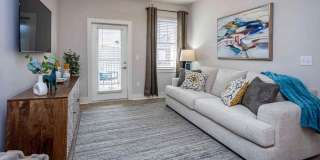 Farragut Junction Apartments Gallery 37