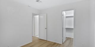 Private 2/2  Unit • Quiet Community • Prime North Phoenix Location Gallery 13