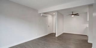 The Hawthorne Gallery 9
